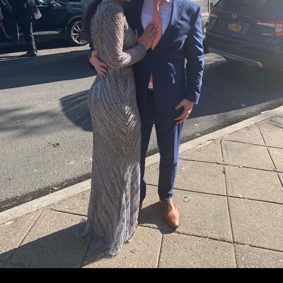 Mac Duggal gown - Picture 5 of 5